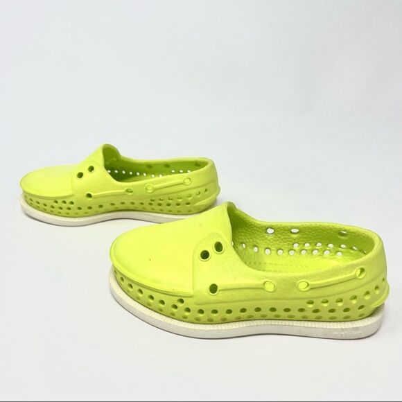 NATIVE Toddler Howard Yellow Boat Slip-On Shoes Size C5 - Picture 4 of 7